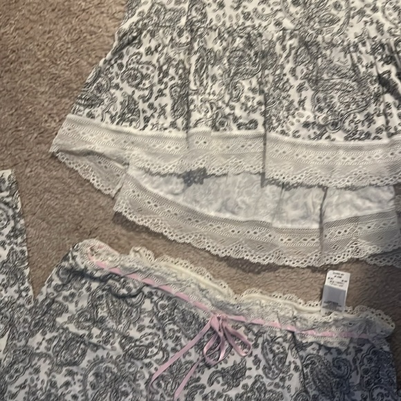 JUICY COUTURE Paisley pajama set. Size M - Picture 3 of 6